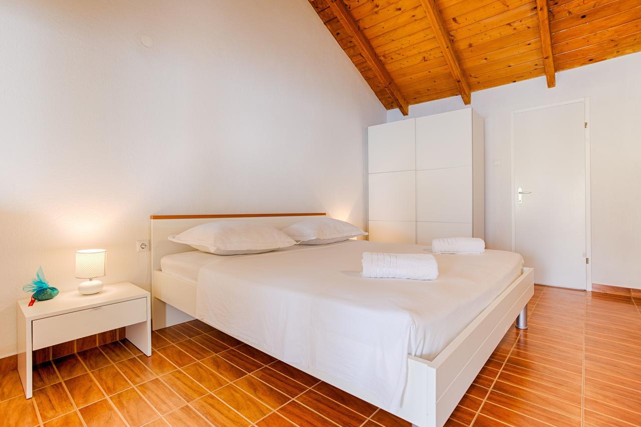 Hidden Gem By Nono Ban - Robinson Style Villa โบล ภายนอก รูปภาพ